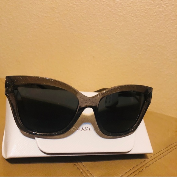 Michael Kors Accessories - MICHAEL KORS SUNGLASSES